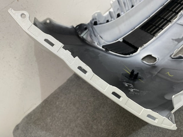 フリード エアー/GT1/GT3 e:HEV/GT5/GT7 純正 フロント バンパー グリル付 71101-33F-J000 プラチナホワイトパール NH609P ホンダ(146610)