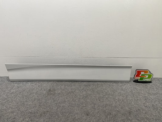 ヴォクシー/ノア 90系/ZWR90W/ZWR95W/MZRA90W/MZRA95W 純正 左 フロント ドア サイドパネル 76904-V1020/1 76904-V1020-A0(146614)