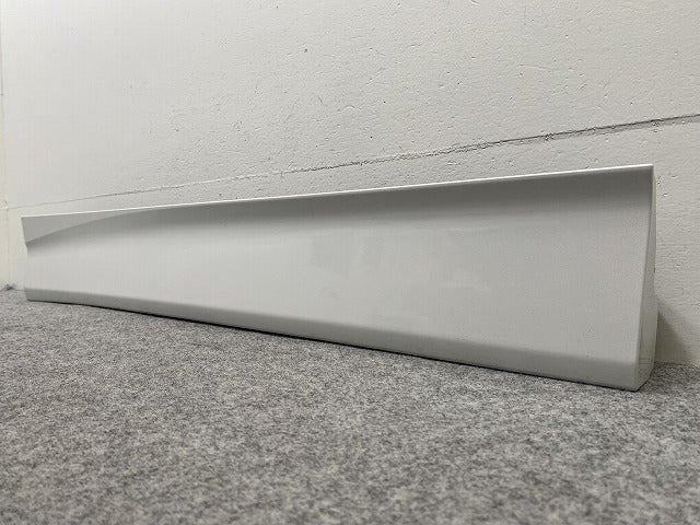 ヴォクシー/ノア 90系/ZWR90W/ZWR95W/MZRA90W/MZRA95W 純正 左 フロント ドア サイドパネル 76904-V1020/1 76904-V1020-A0(146614)