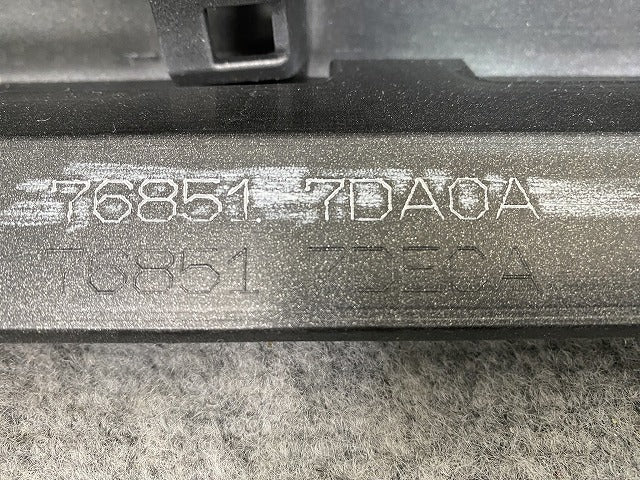 新車取り外し!セレナ X/XV/C28/NC28/GC28 純正 左 サイドステップ/サイドスカート 76851 7DA0A/76851 7DE0A 76851-7DE4B(146617)