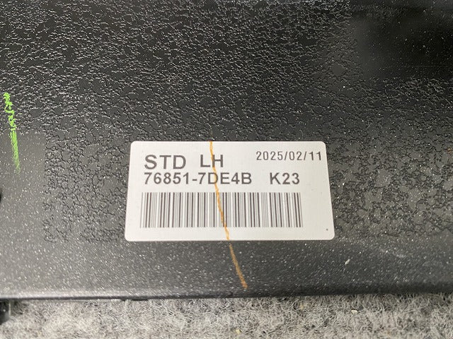 新車取り外し!セレナ X/XV/C28/NC28/GC28 純正 左 サイドステップ/サイドスカート 76851 7DA0A/76851 7DE0A 76851-7DE4B(146617)