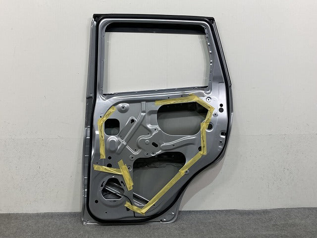 デイズ/eKワゴン B21W/B11W 純正 右 リア ドア バイザー付 クールシルバーメタリック CLN 日産(146635)
