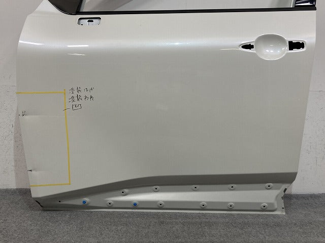エクストレイル/X-TRAIL T33/SNT33 純正 左 フロント ドア バイザー付 プリズムホワイト QBE 日産(146637)