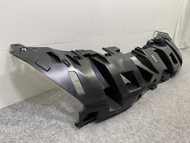 新品!ヤリスクロス MXPB10/MXPB15/MXPJ10/MXPJ15 純正 フロント グリル/ラジエーターグリル ブラケット 53115-52040 素地 トヨタ(146648)