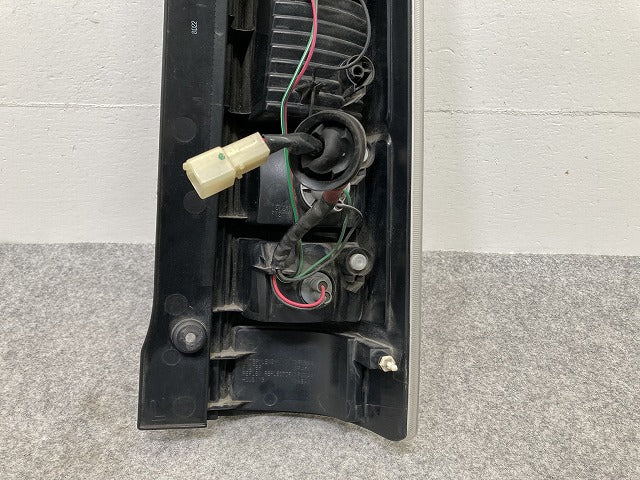 ワゴンR スティングレー/MH22S 純正 左 テールランプ/ライト/レンズ ハロゲン TOKAIDENSO 35603-58JA スズキ(146665)