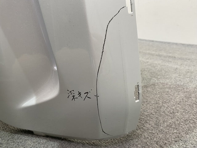 ヤリスクロス MXPB10/MXPB15 ハイブリッド/MXPJ10/MXPJ15 純正 リア バンパー 52159-52D00 プラチナホワイトパールマイカ 089(146680)