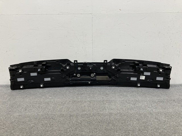プリウス 60系/ZVW60/ZVW65/MXWH60/MXWH65/MXWH61 純正 リア ガーニッシュ 81580-47080 ブラック ソリッド トヨタ(146692)