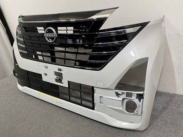ルークス ハイウェイスター B44A/B45A/B47A/B48A 純正 後期 フロント バンパー グリル付 62022 7NK-0 ホワイトパール QBB 日産(146704)