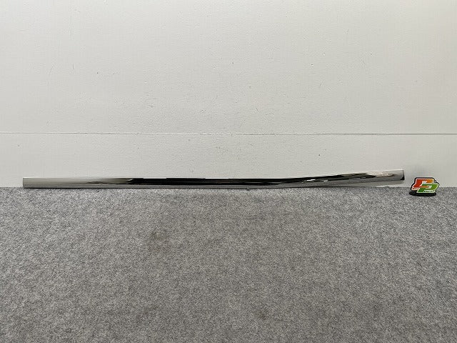新品!ヴォクシー VOXY 80系/ZRR80W/ZRR85W ZRR80G/ZRR85G 純正 左 リア ドア サイドウィンドゥモール 08165-28010 メッキ トヨタ(146706)