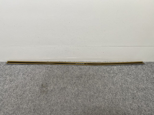 新品!ヴォクシー VOXY 80系/ZRR80W/ZRR85W ZRR80G/ZRR85G 純正 右 リア ドア サンドウィンドゥモール 08165-28010 メッキ トヨタ(146711)