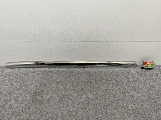 新品!ヴォクシー VOXY 80系/ZRR80W/ZRR85W ZRR80G/ZRR85G 純正 左 リア パネル サイドウィンドゥモール 08165-28010 メッキ トヨタ(146714)