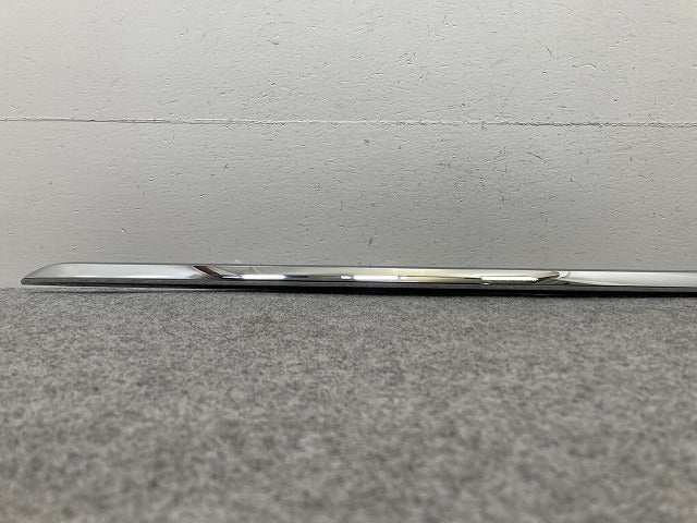 新品!キックス/KICKS P15 純正 フロント バンパー メッキモール ガーニッシュ 62084 5R70A 62084-5RY0A メッキ 日産(146742)