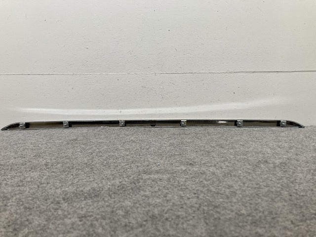 新品!キックス/KICKS P15 純正 フロント バンパー メッキモール ガーニッシュ 62084 5R70A 62084-5RY0A メッキ 日産(146742)
