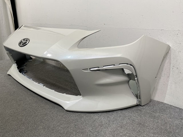 GR86/ハチロク ZN8 純正 フロント バンパー 57704CC000 クリスタルホワイトパール K1X トヨタ(146748)