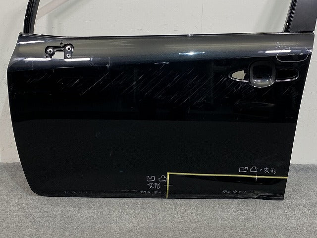 カローラ ツーリング 210系/NRE210W/ZRE212W/MZEA17W/MZEA12W/ZWE214W/ZWE211W/219W/215W 純正 左 フロント ドア(146765)