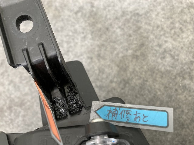 ヤリスクロス MXPB10/MXPB15 ハイブリッド/MXPJ10/MXPJ15 純正 右 ヘッドライト/ランプ レベライザーLED 刻印A4 KOITO 52-324(146780)