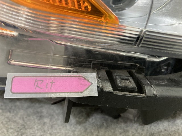 クワトロポルテ MQP 純正 右 ヘッドライト/ランプ AFS付 バラストキセノン HID VALEO 670001625 マセラティ(146783)