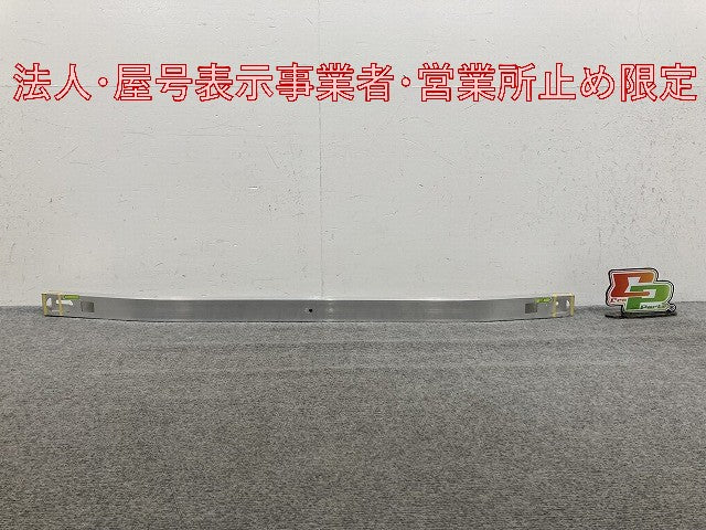 ハリアー 80系/G/Z/MXUA80/MXUA85/AXUH80/AXUH85 PHEV/AXUP85 純正 フロント ホースメント 52132-42070 未塗装 トヨタ(146795)