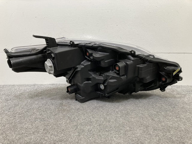 シエンタ MXPC10G ハイブリッド/MXPL10G/MXPL15G 純正 左 ヘッドライト/ランプ LED レベライザー 刻印S1 KOITO 52-340 81145-52P10(146806)