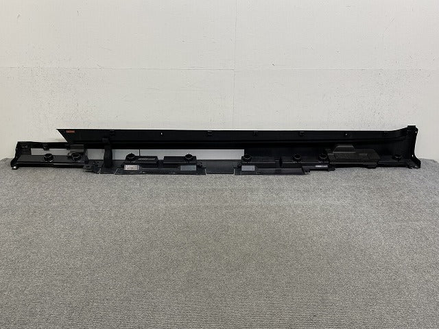 クラウン セダン AZSH32/KZSM30 純正 右 サイドステップ/サイドスカート 75850-30500 プレシャスブラックパール 219 トヨタ(146830)