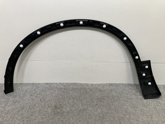 新品!XC40 XB系 純正 右 フロント フェンダーアーチモール/オーバーフェンダー 32409195 32409189 素地 ボルボ(146831)