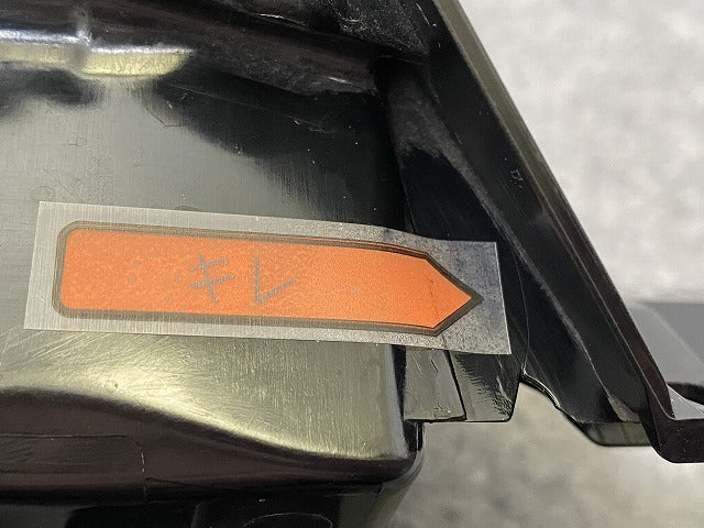 RAV4 ラブ4 MXAA52/MXAA54/AXAH52/AXAH54 純正 右 テールランプ/ライト/レンズ ハロゲン 刻印RB ICHIKOH 42-97 トヨタ(146832)