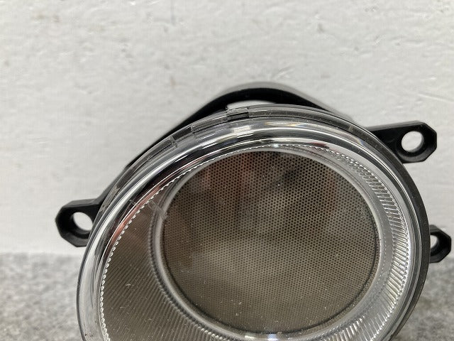 アクア/AQUA NHP10 純正 左 フォグランプ/フォグライト LED KOITO 278-11096 トヨタ(146834)