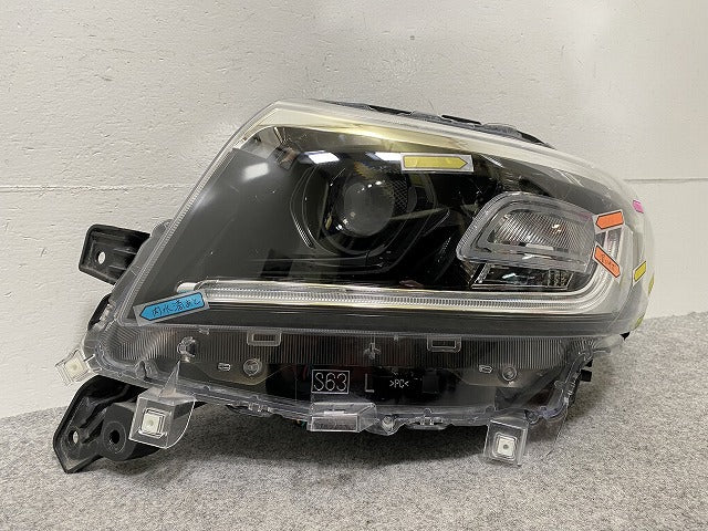 スペーシア カスタム MK53S 純正 左 ヘッドライト/ランプ LED レベライザー ICHIKOH 1960 スズキ(146835)