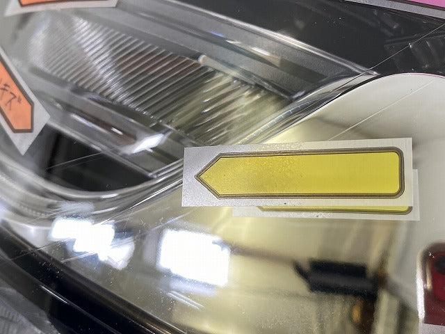 スペーシア カスタム MK53S 純正 左 ヘッドライト/ランプ LED レベライザー ICHIKOH 1960 スズキ(146835)