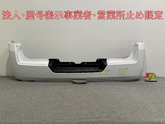 キャラバン NV350 標準 E26 純正 リア バンパー 85022 3XA0A ホワイト QM1 日産(146837)