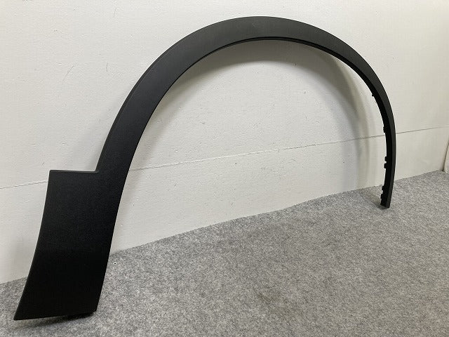 新品!XC40 XB系 純正 右 フロント フェンダーアーチモール/オーバーフェンダー 32409195 32409189 素地 ボルボ(146838)