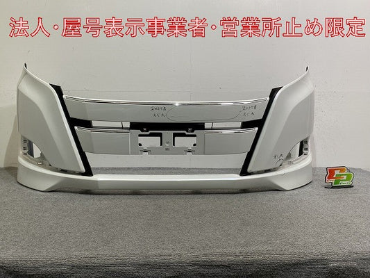 エスクァイア/ノア 80系 ZRR80/ZRR85/ZWR80 純正 後期 フロント バンパー 52119-28L30/28K90 ホワイトパールクリスタルシャイン(146850)