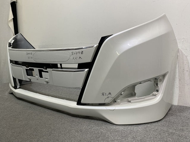 エスクァイア/ノア 80系 ZRR80/ZRR85/ZWR80 純正 後期 フロント バンパー 52119-28L30/28K90 ホワイトパールクリスタルシャイン(146850)