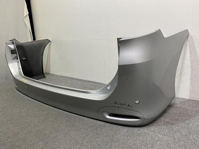 ヴォクシー/ノア S Si/Z ZS 70系/ZRR70W/ZRR75W 純正 リア バンパー 52159-28590 52159-28590-B0 シルバーメタリック 1F7 トヨタ(146856)
