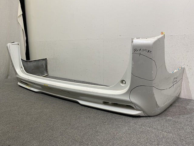 ステップワゴン RK1/RK2 純正 リア バンパー 71501-SZW-000 ホワイトオーキッドパール NH788P ホンダ(146858)