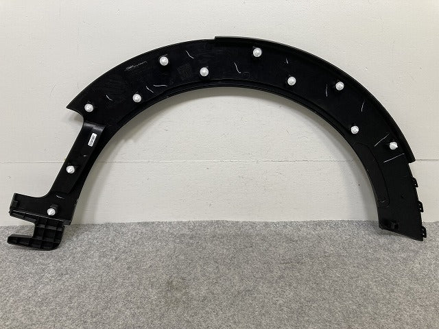 新品!ミニ クラブマン(F54) 純正 左 フロント フェンダーアーチモール/オーバーフェンダー 7348905 51777348905 素地 MINI(146869)