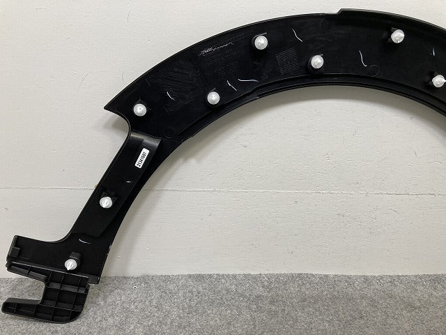 新品!ミニ クラブマン(F54) 純正 左 フロント フェンダーアーチモール/オーバーフェンダー 7348905 51777348905 素地 MINI(146869)
