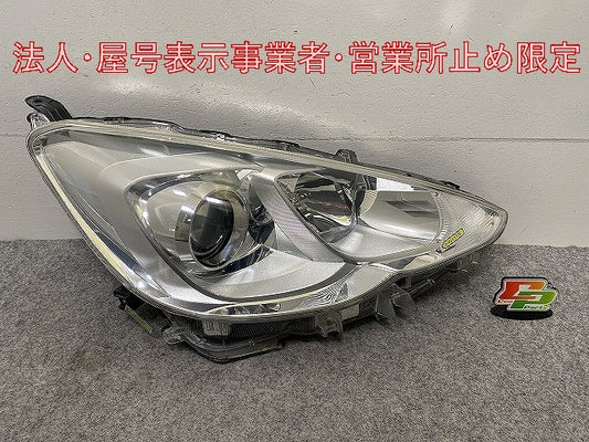 アクア/AQUA NHP10 純正 中期 右 ヘッドライト/ランプ レベライザーハロゲン 刻印A KOITO 52-291 81110-52K40 トヨタ(146893)