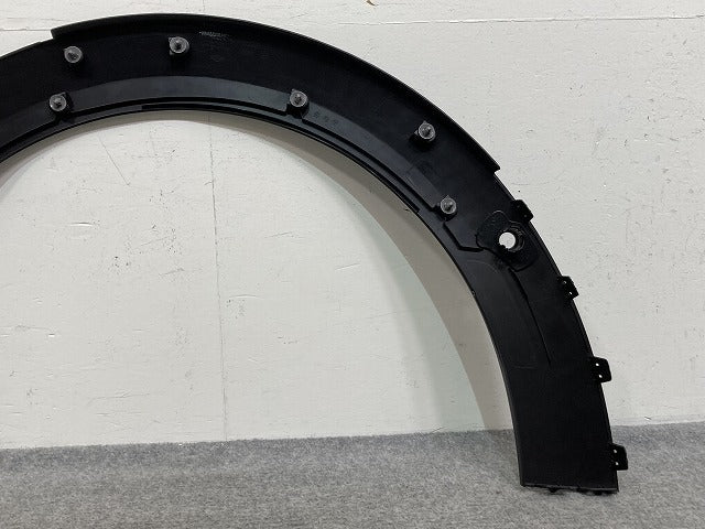 新品!ミニクーパー F55/F56 純正 左 フロント フェンダーアーチモール/オーバーフェンダー 5177 9 450 647 51115A3C7E3 素地 MINI(146897)