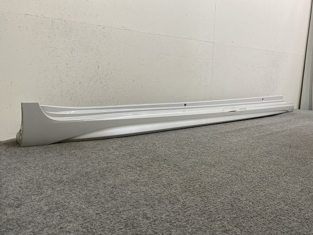 カムリ 70系/AXVH70/AXVH75 純正 右 サイドステップ/サイドスカート 75850-33140 プラチナホワイトパールマイカ 089 トヨタ(146909)