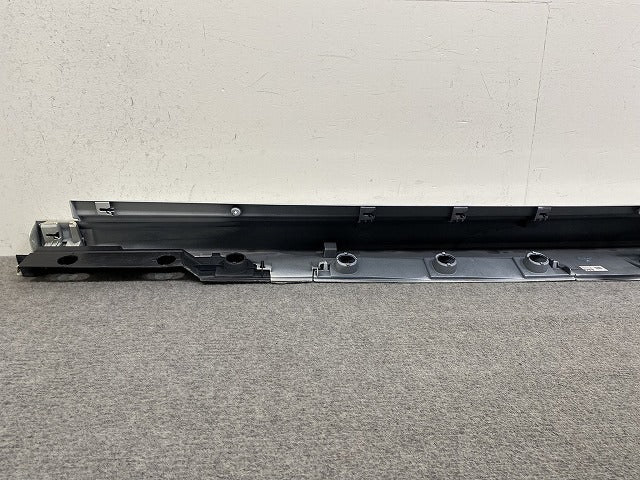 カムリ 70系/AXVH70/AXVH75 純正 右 サイドステップ/サイドスカート 75850-33140 プラチナホワイトパールマイカ 089 トヨタ(146909)
