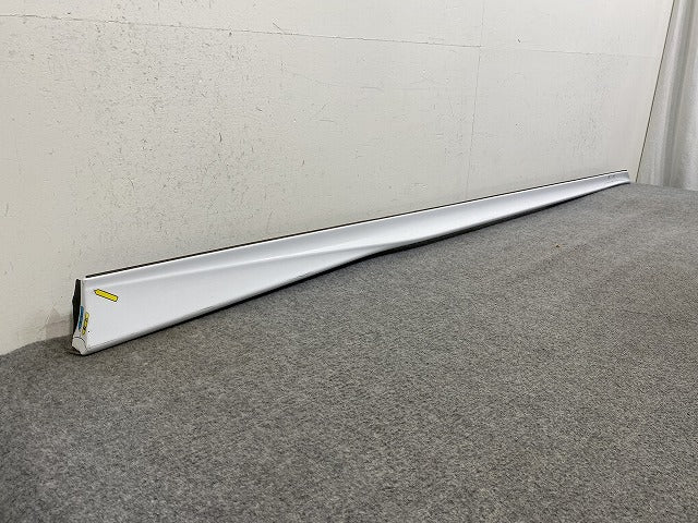 LS500/LS500h VXFA50/55/GVF50/55 純正 右 サイドステップ TRD品番75850-GF510/530 MS344-50003/4/5 ホワイトノー(146910)