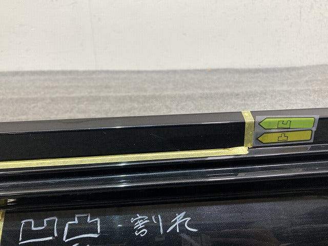 カローラ ツーリング 210系/NRE210W/ZRE212W/MZEA17W/MZEA12W/ZWE214W/ZWE211W/ZWE219/ZWE215 純正 左 サイドステップ 75860-12100(146913)