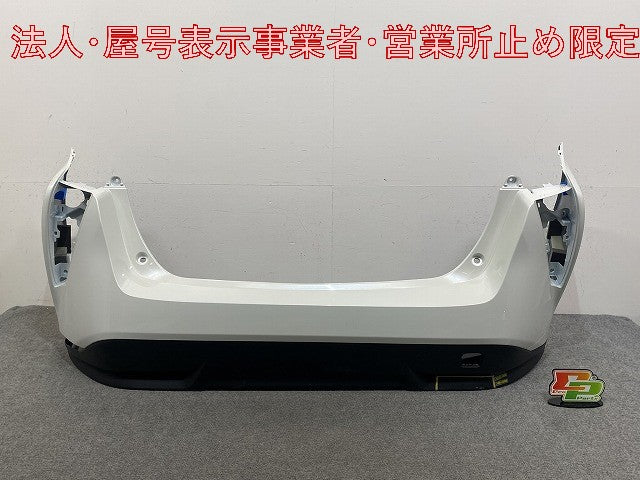 プリウス 50系/ZVW50/ZVW51/ZVW55 純正 前期 リア バンパー 52159-47110/30 ホワイトパールクリスタルシャイン 070 トヨタ(146914)