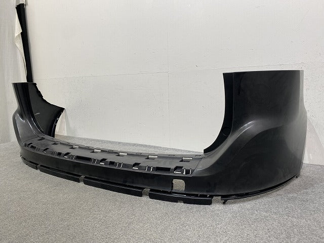 新品!XC60 DB系 純正 リア バンパー 30763426 素地 ボルボ(146942)