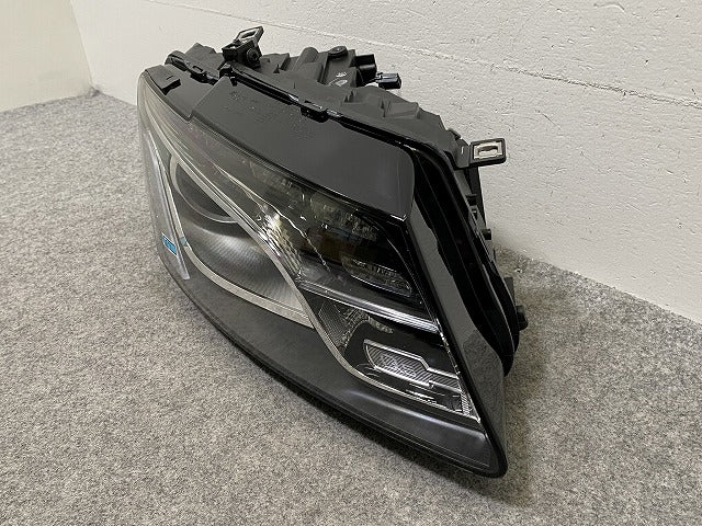新品!Q5 8R系 2009-2012 純正 右 ヘッドライト/ランプ LED KOITO 10011-17075 8R0998030A アウディ(146951)