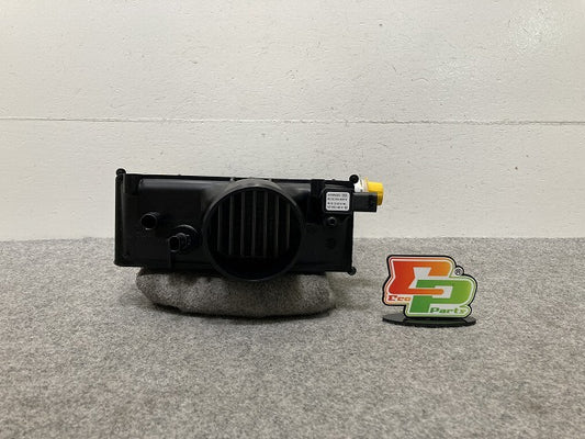 新品!SL W217/W231 純正  インタークーラー/チャージエアクーラー A 276 090 02 14 A2760900214 メルセデスベンツ(146986)