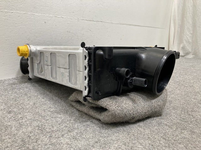 新品!SL W217/W231 純正  インタークーラー/チャージエアクーラー A 276 090 02 14 A2760900214 メルセデスベンツ(146987)