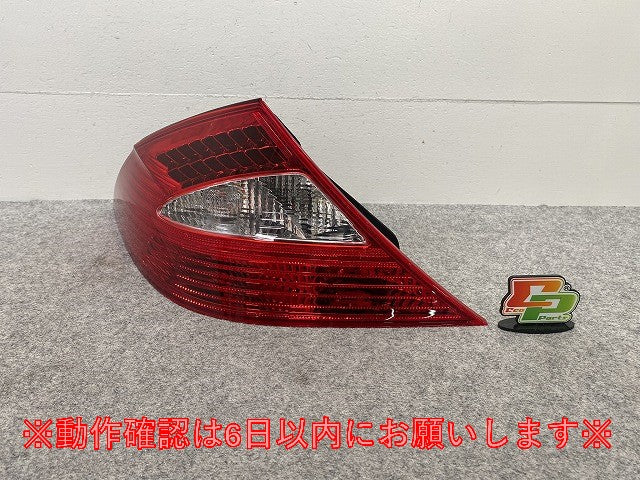 新品!CLSクラス W219/C219 社外 左 テールランプ/ライト/レンズ LED 427 001 メルセデスベンツ(147005)