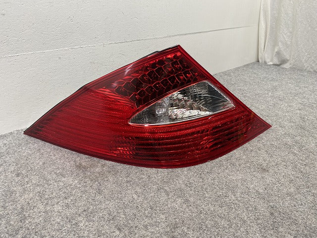 新品!CLSクラス W219/C219 社外 左 テールランプ/ライト/レンズ LED 427 001 メルセデスベンツ(147006)